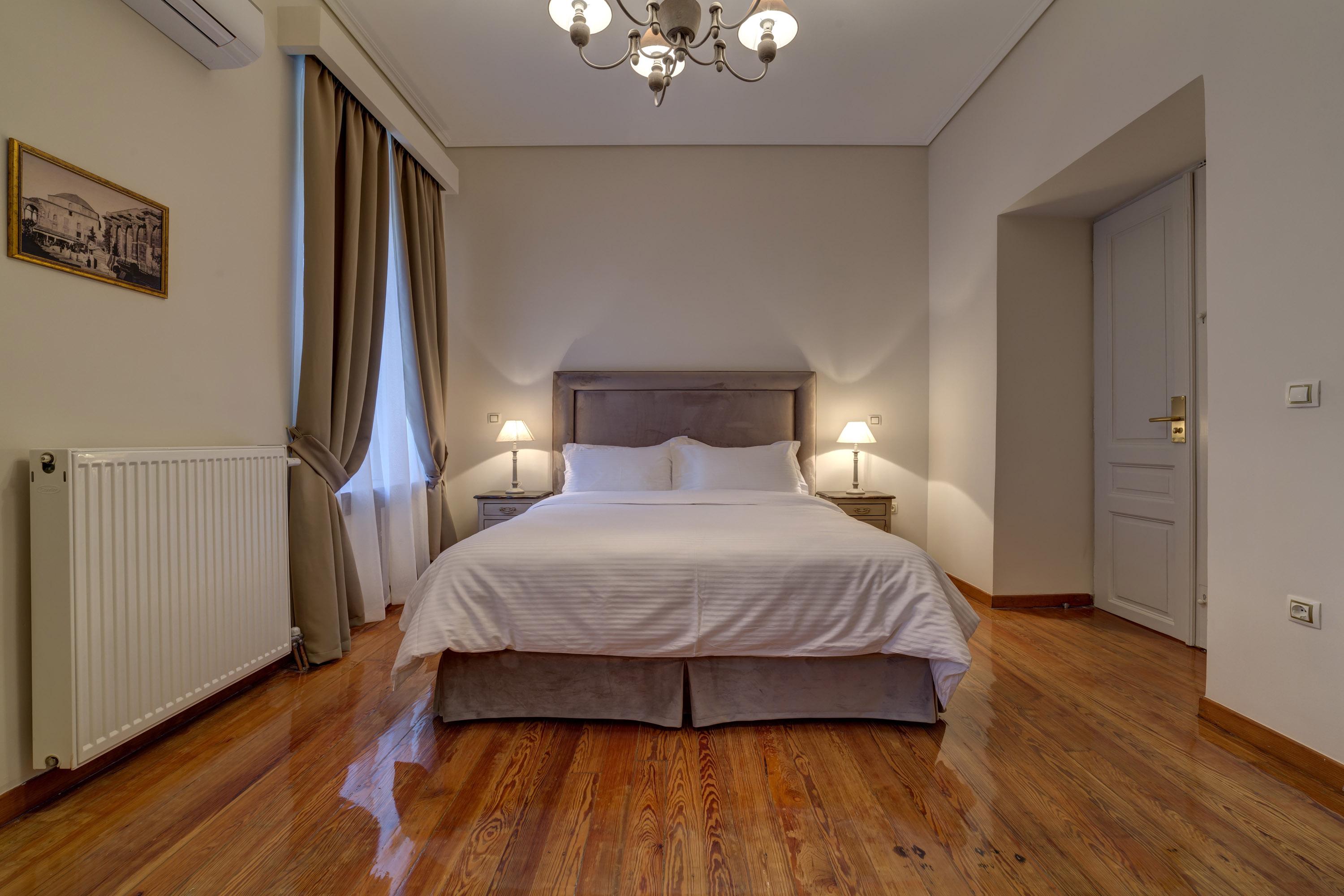 And Poetry Hotel Atenas