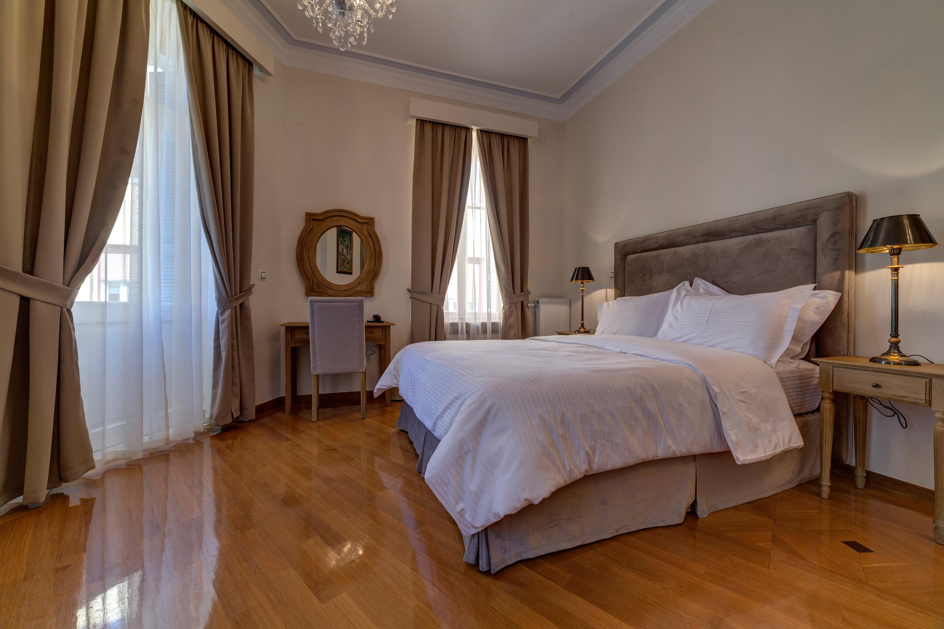 And Poetry Hotel Atenas