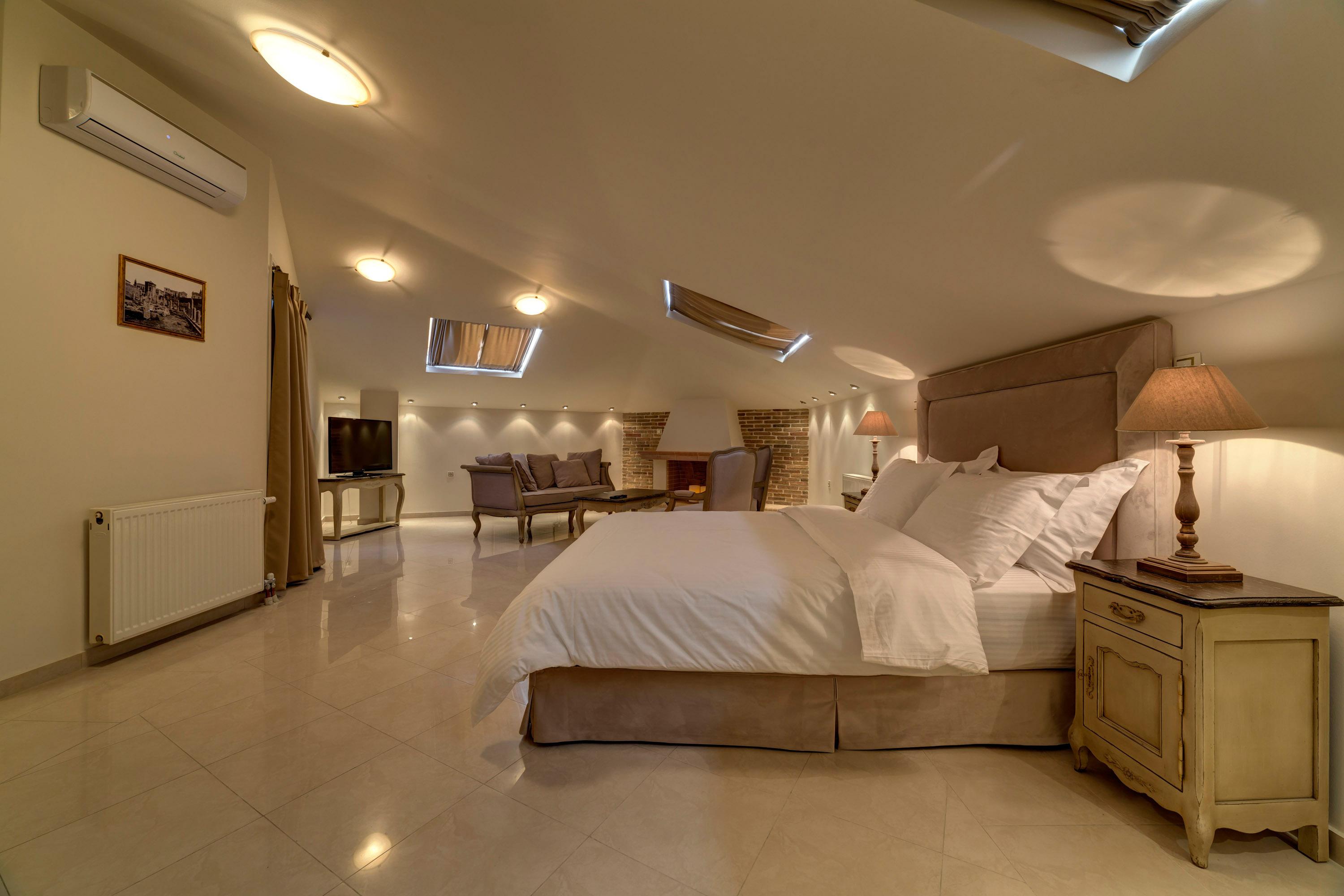 Hotel And Poetry Atenas